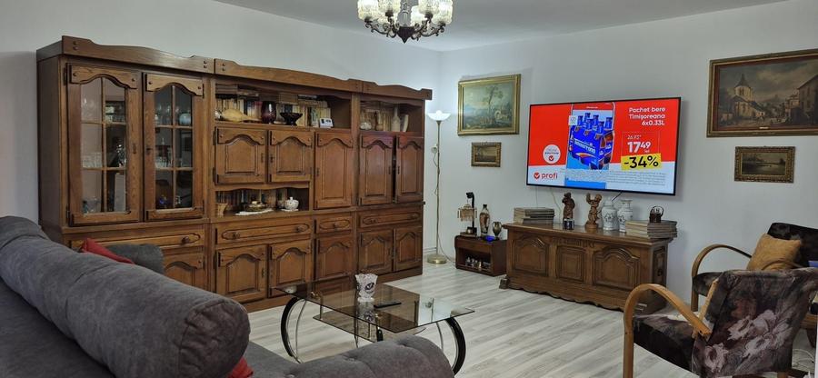Casă cu 3 camere în Bodrogu Nou