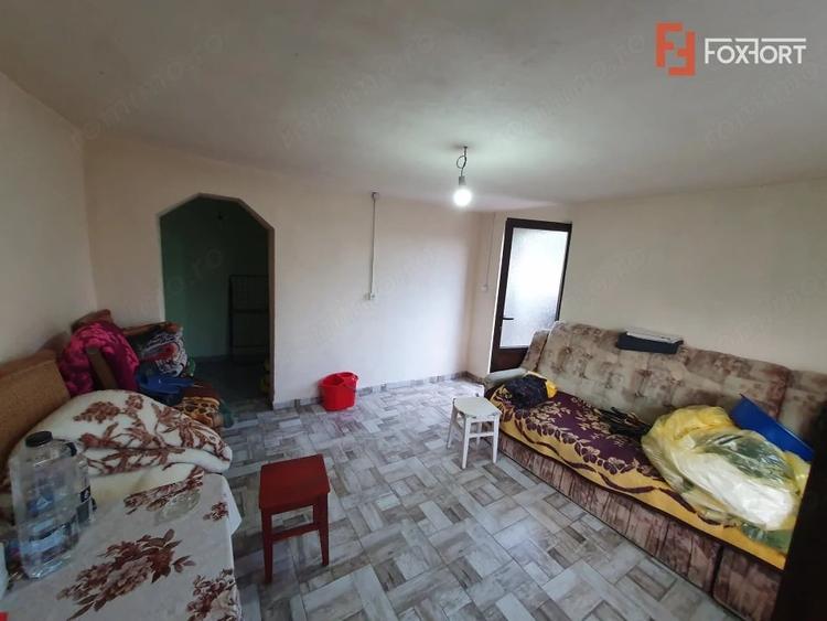 Casă cu 6 camere cu Teren 1200 Mp în Central
