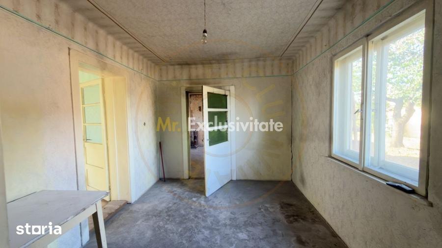 Casă cu 3 camere cu Teren 1036 Mp în Central