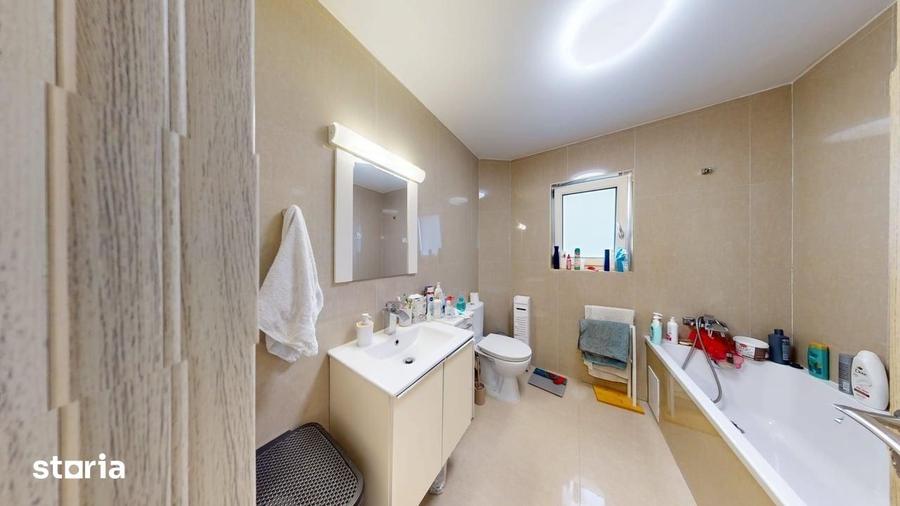 Apartament cu 2 camere semidecomandat în Turnișor