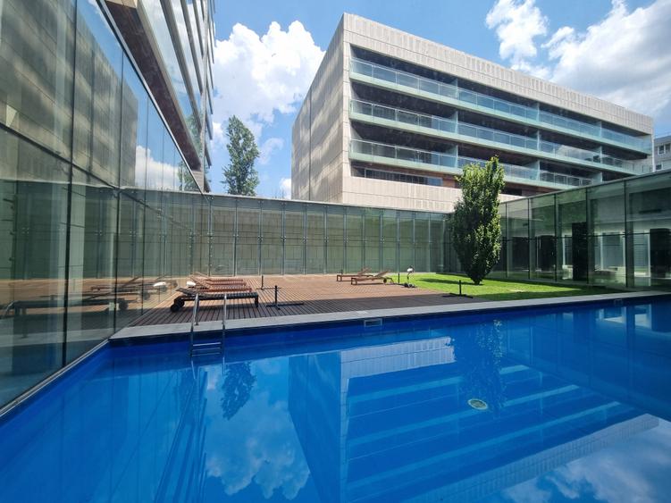 Apartament cu 2 camere decomandat, mobilat în Arcul de Triumf