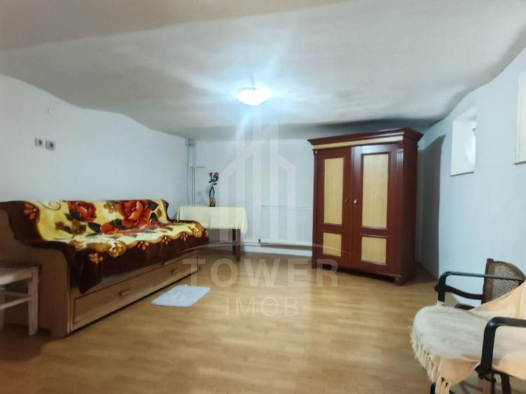 Casă individuală cu 3 camere cu Canalizare în Lupeni