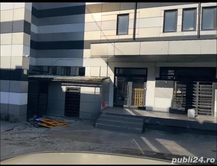 Spațiu comercial, de 60 mp, în Central