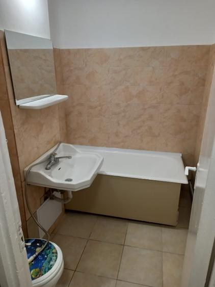 Garsonieră decomandată în Avantgarden