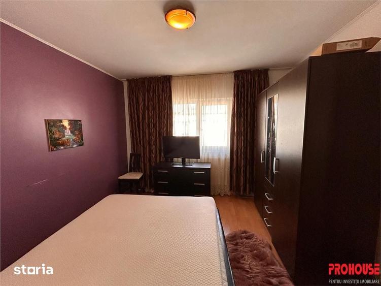 Apartament cu 3 camere decomandat în Ștefan cel Mare