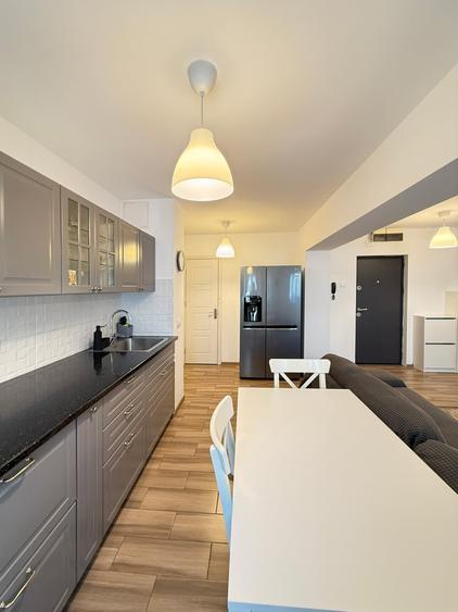 Apartament cu 4 camere decomandat în Rahova