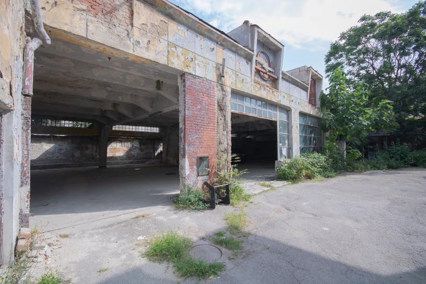 Casă cu 19 camere cu Teren 1725 Mp în Dorobanți