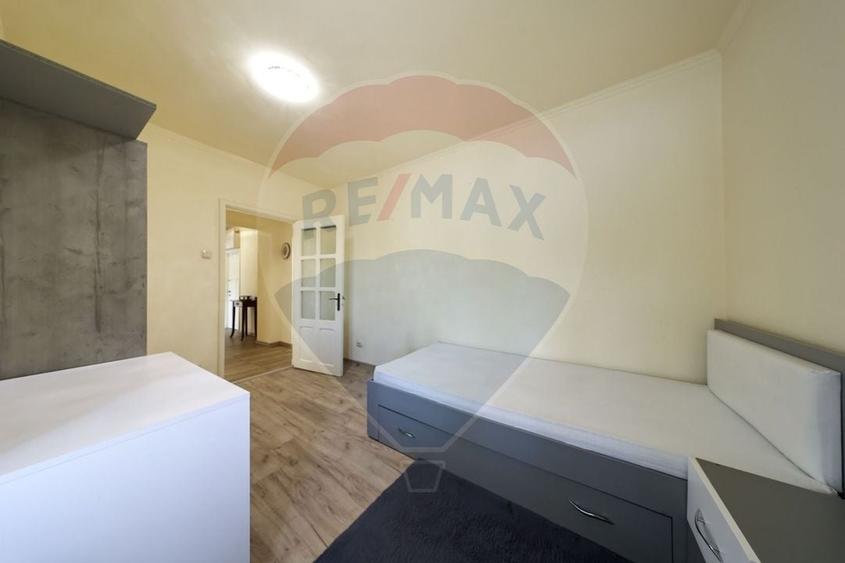 Apartament cu 4 camere de închiriat în zona Centrul Civic - 15