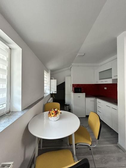 Apartament cu 2 camere decomandat în Alfa