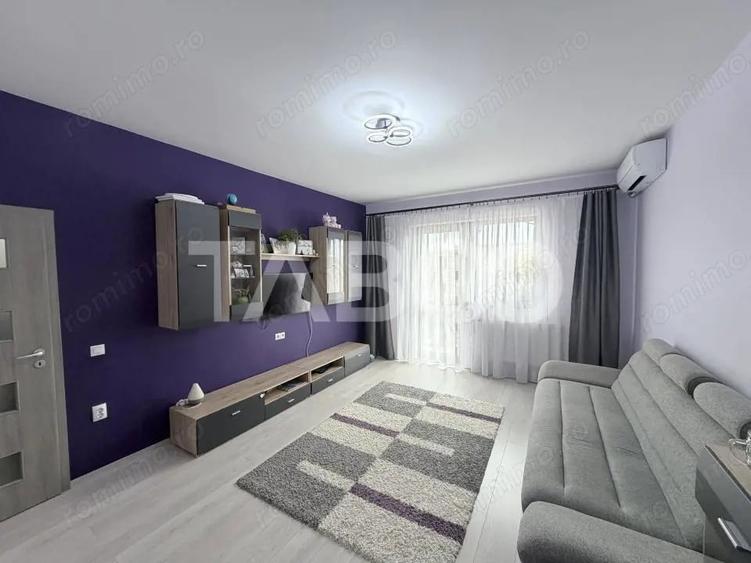 Apartament cu 4 camere decomandat în Șura Mare