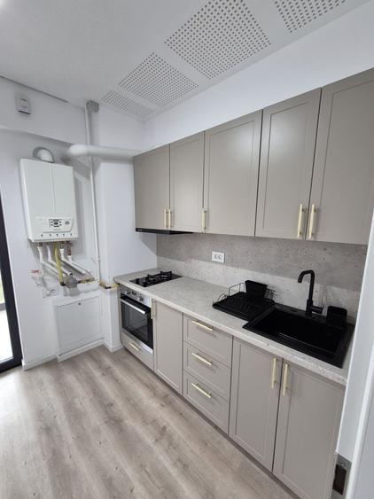 Apartament cu 2 camere decomandat în Sisești
