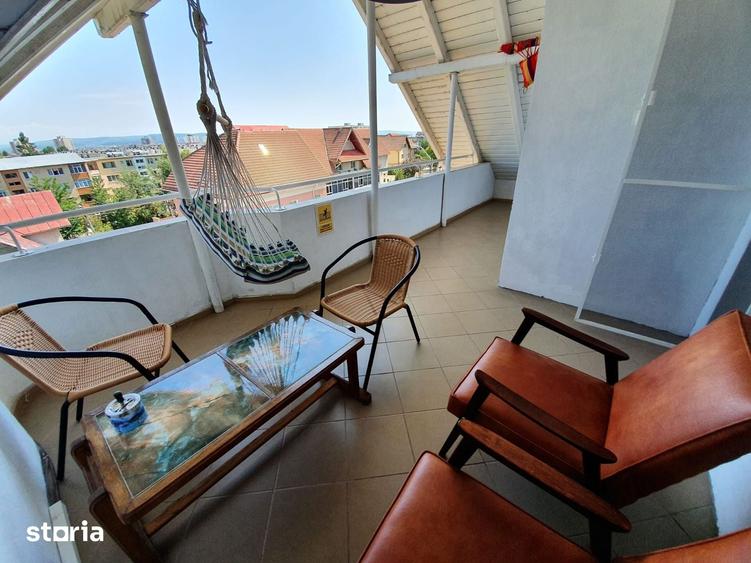 Casă cu 9 camere cu Teren 986 Mp în Găvana
