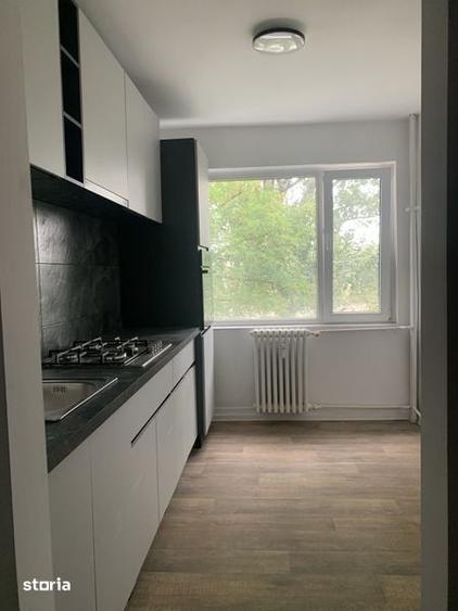 Apartament cu 2 camere decomandat în Podu Roș