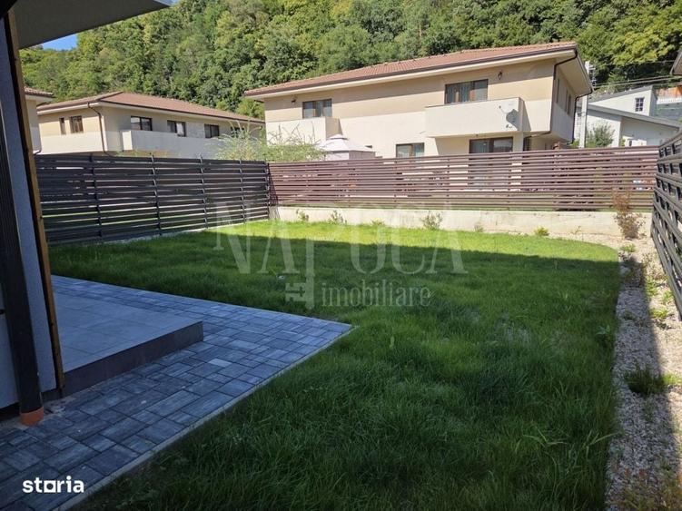Duplex cu 4 camere cu Canalizare în Tăuți