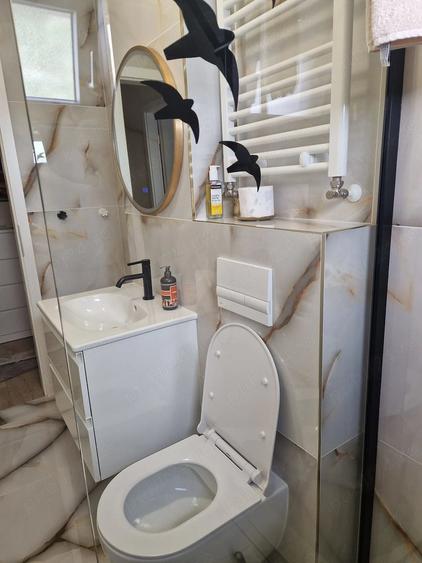 Apartament cu 2 camere semidecomandat în Girocului