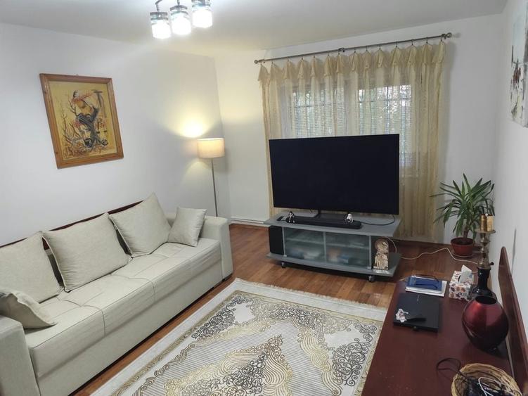 Apartament cu 2 camere decomandat, mobilat în Tomis III