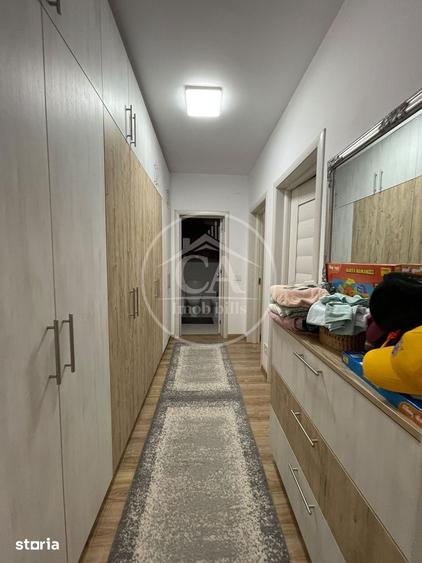 Apartament cu 3 camere decomandat în Iosia