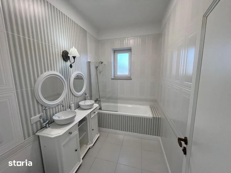 Casă cu 6 camere cu Teren 1500 Mp în Central