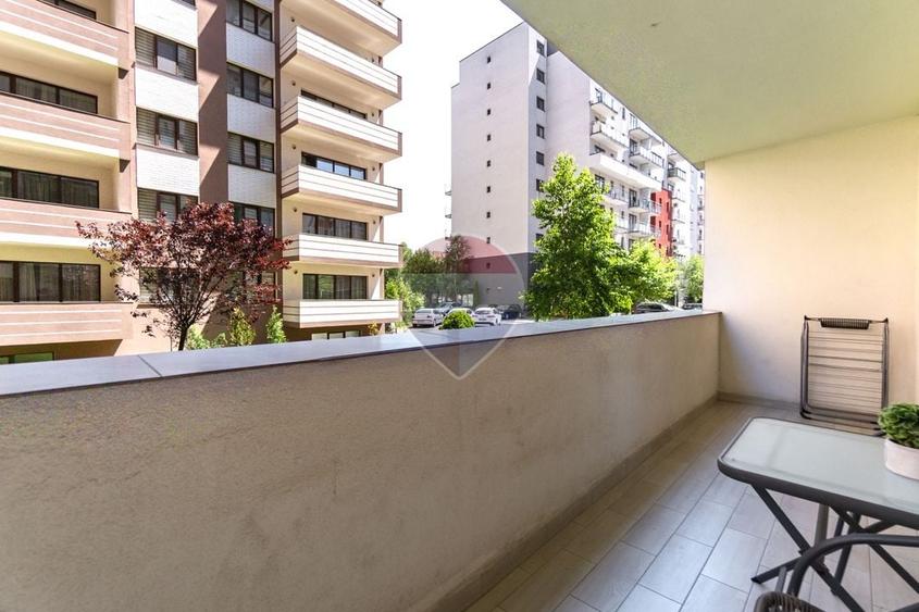Apartament cu 2 camere decomandat, mobilat în Tractorul