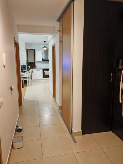 Apartament cu 3 camere decomandat în Exterior Vest