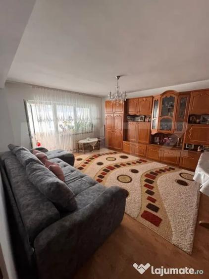 Apartament 2 camere, decomandat, Obcini - 2