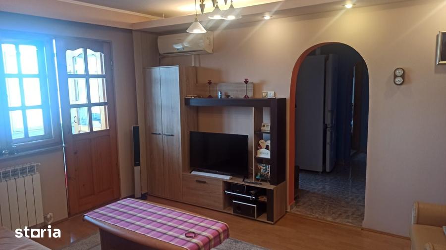 Apartament cu 2 camere în 23 August