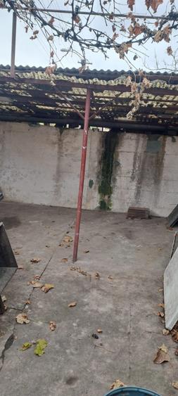 Casă cu 2 camere în Central