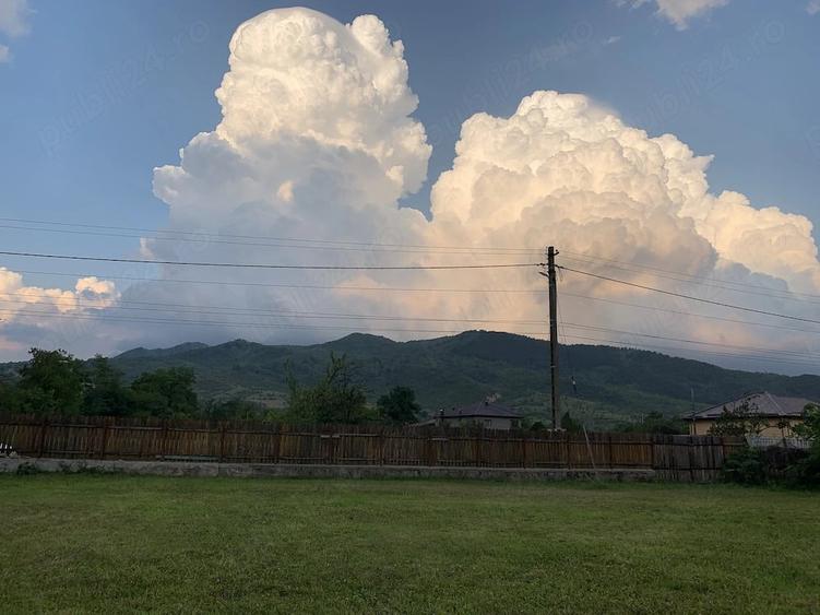 Teren de 360000 mp, în Sibiciu de Sus