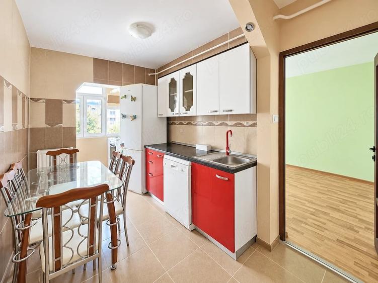 Apartament cu 3 camere decomandat în Central