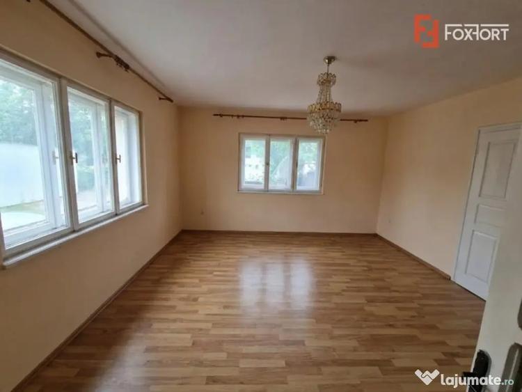 Casă cu 3 camere cu Teren 2096 Mp în Ianova