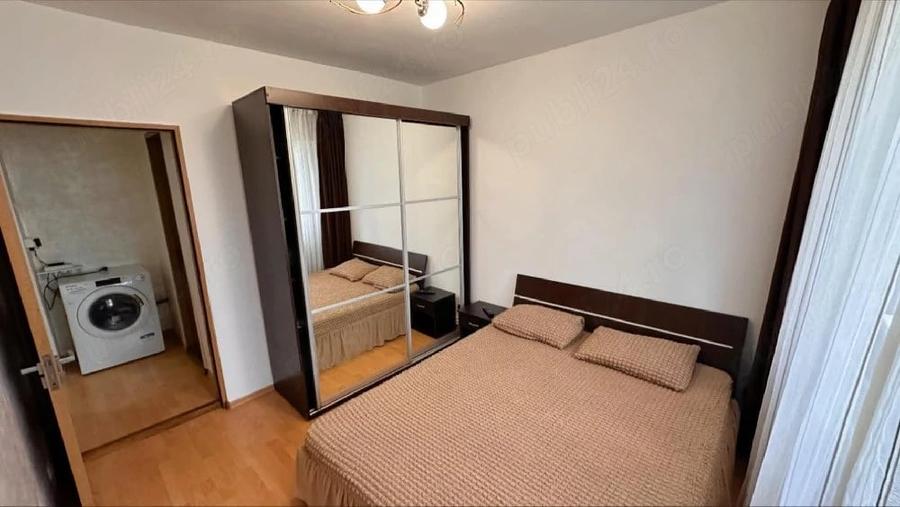 Apartament cu 2 camere decomandat în Micro 20
