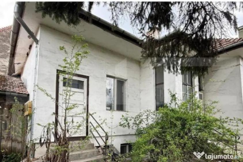Casă cu 4 camere cu Teren 826 Mp în Libertății