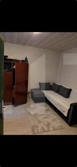 Casă individuală cu 2 camere cu Canalizare în Exterior Vest