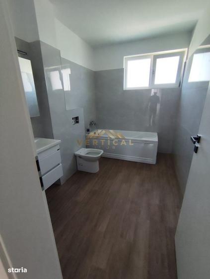 Casă cu 4 camere în Ciorogârla
