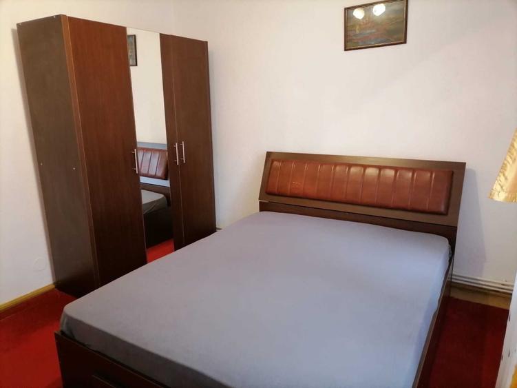 Apartament cu 2 camere decomandat în Popa Șapcă