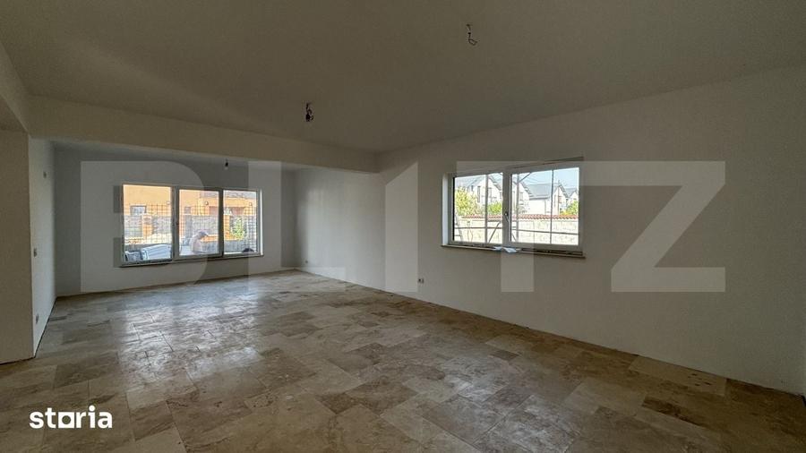 Casă cu 5 camere cu Teren 529 Mp în Malu Mare