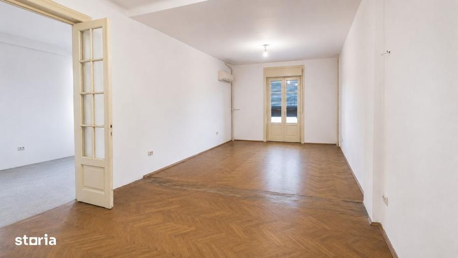 Apartament cu 3 camere în Calea Victoriei
