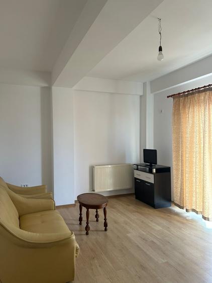 Apartament cu 2 camere decomandat în Militari