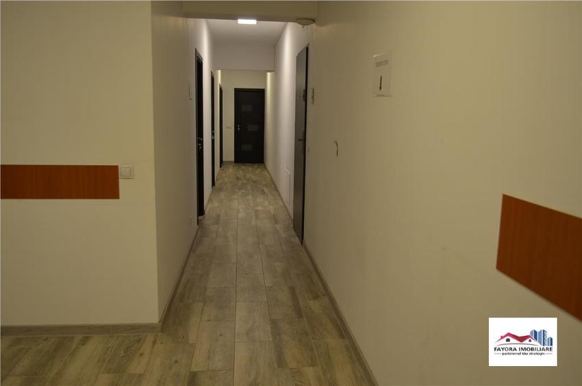 Apartament cu 3 camere decomandat în Tudor
