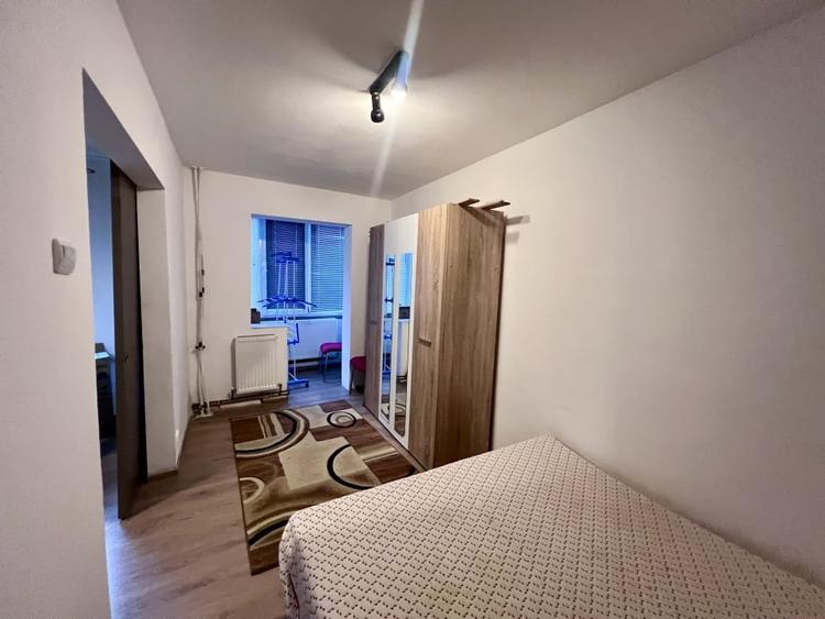 Apartament cu 2 camere semidecomandat, mobilat în P-ța Doina