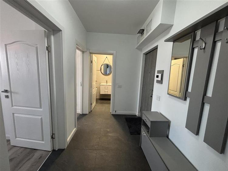 Apartament cu 3 camere decomandat în Iosia