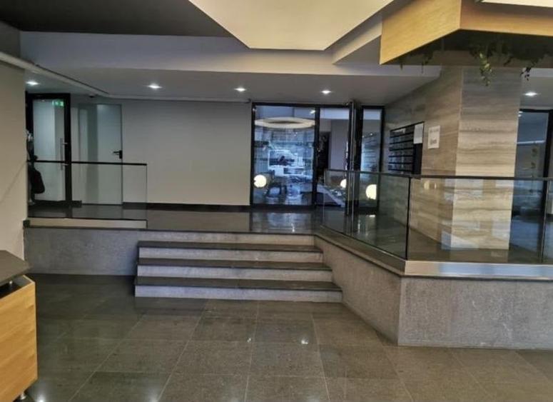 Apartament cu 2 camere semidecomandat în Herăstrău