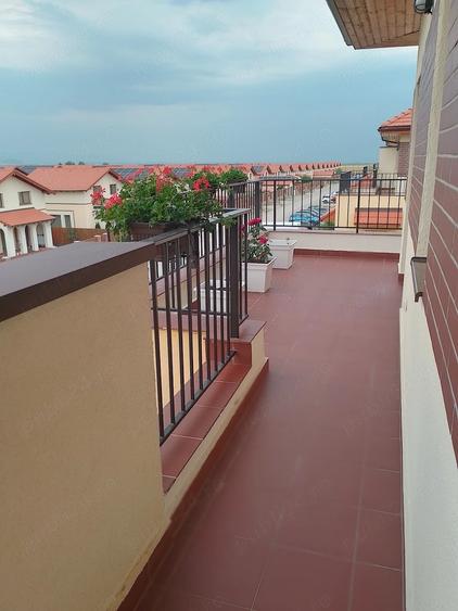Apartament cu 3 camere decomandat în Vest