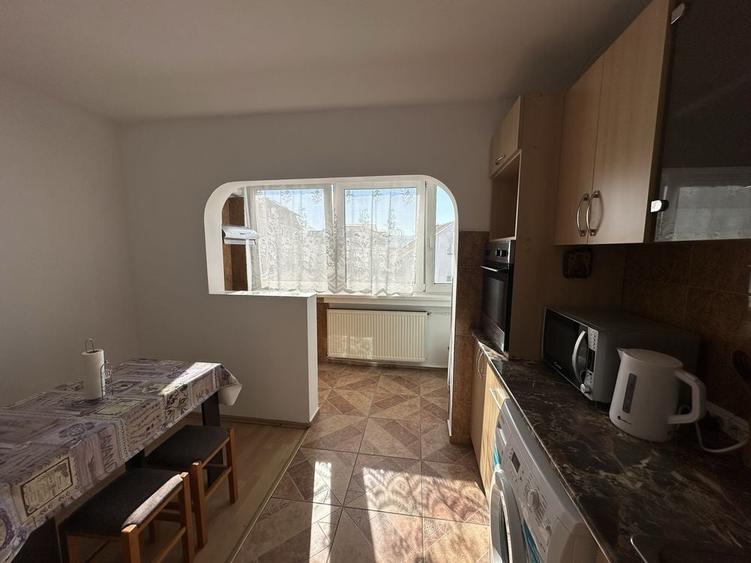 Apartament cu 2 camere decomandat în Ștrand