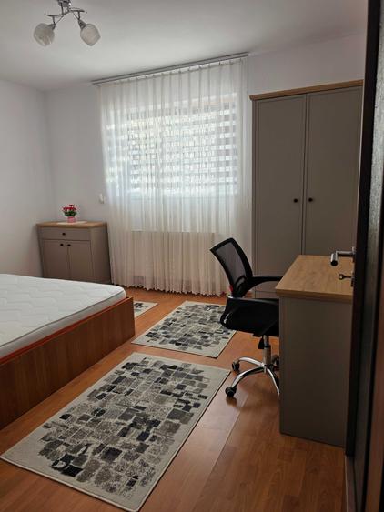 Apartament cu 2 camere decomandat în Ștrand