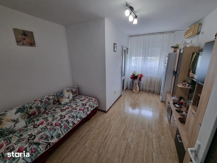 Garsonieră în CET