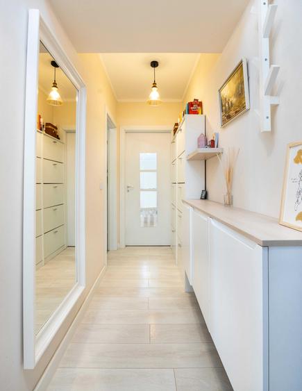 Apartament cu 2 camere semidecomandat în Pipera