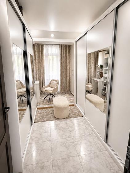 Apartament cu 4 camere decomandat în Ultracentral