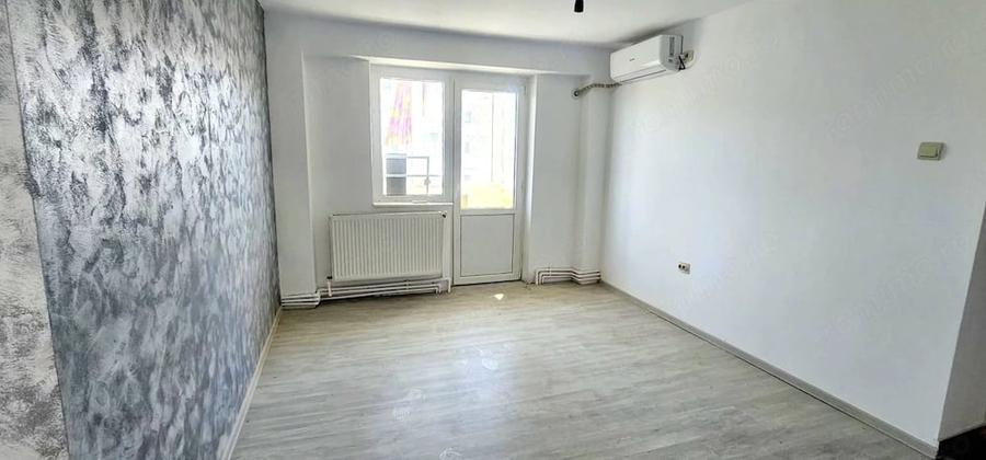 Apartament cu 2 camere decomandat în Viziru 3