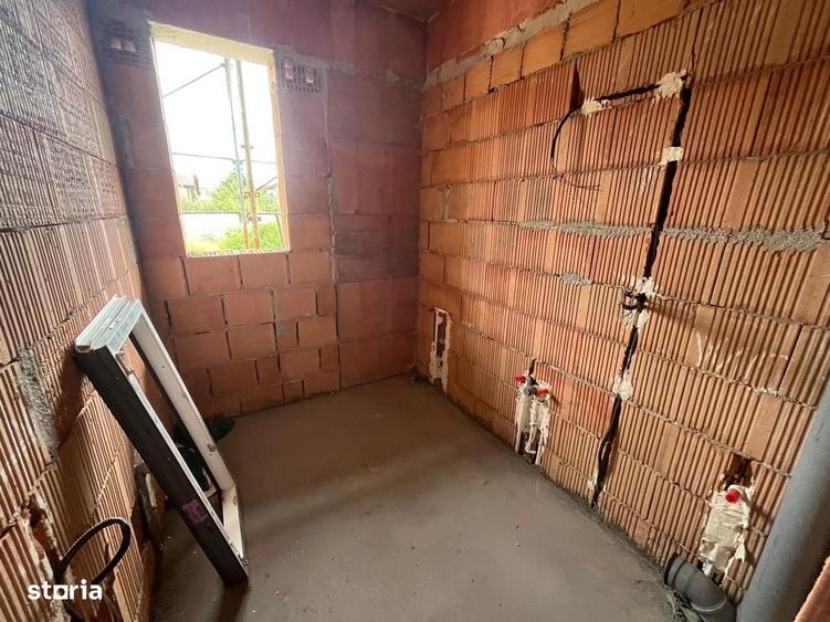 Apartament cu 3 camere în Dobroești